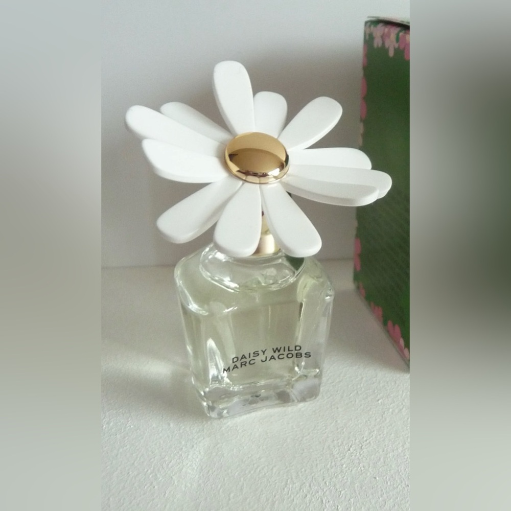 New! Marc Jacobs Wild Daisy